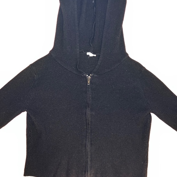 Black Ribbed Crop Zip-Up Hoodie - Picture 3 of 3
